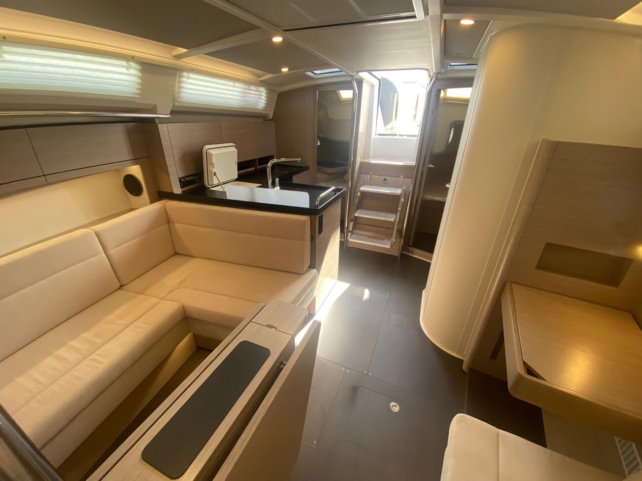 ICY-REF-Hanse-388-#360-(2)