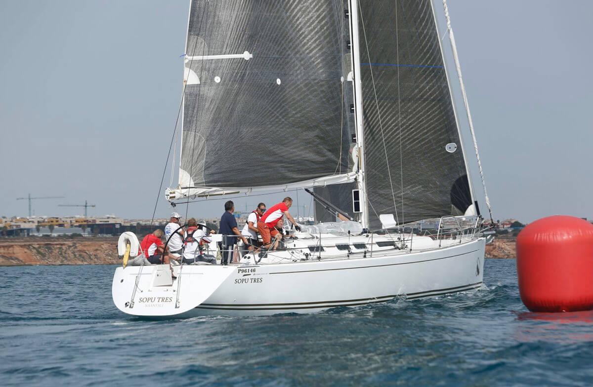 ICY-REF-15341---Grand-Soleil-45-05