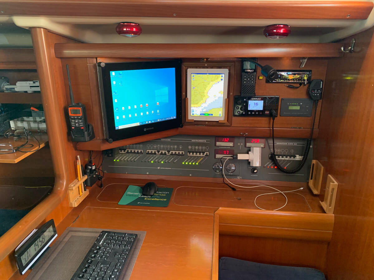 ICY-REF-15341---Grand-Soleil-45-09