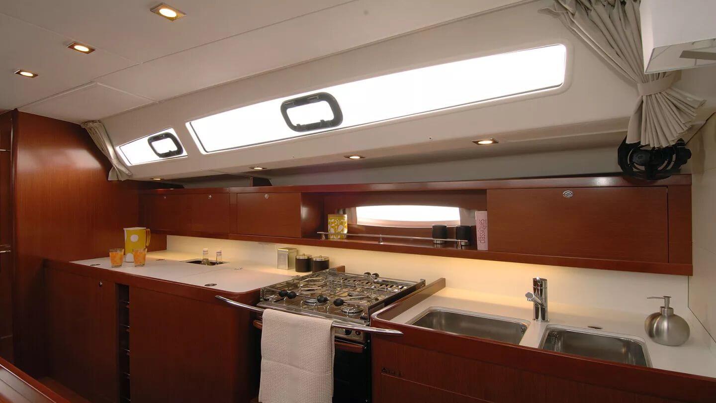 15347-Beneteau Oceanis 50 Family-07