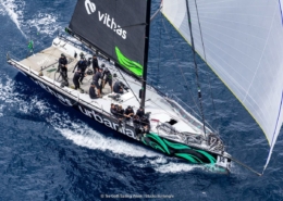 Comenzamos el Trofeo Conde de Godó con un buen entrenamiento de viento Garbí y pruebas con el nuevo Hispania, ORC 52.
