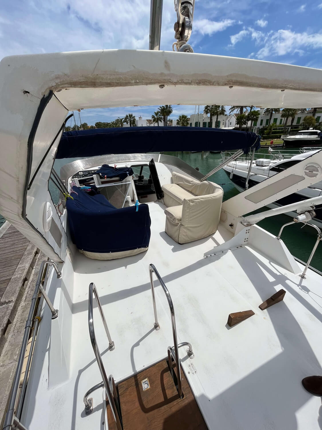 15311-Bayliner-4588-06