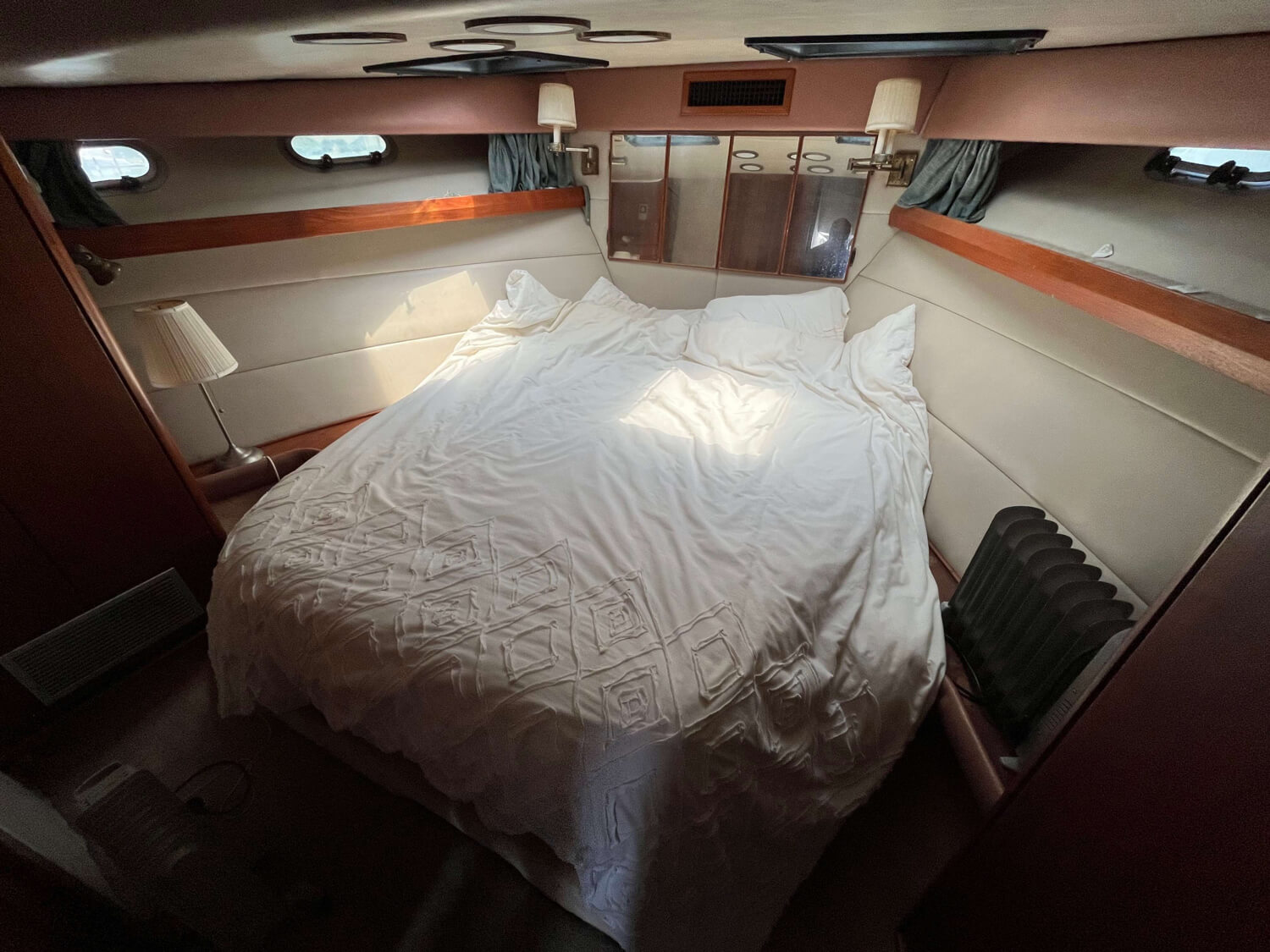 15311-Bayliner-4588-12