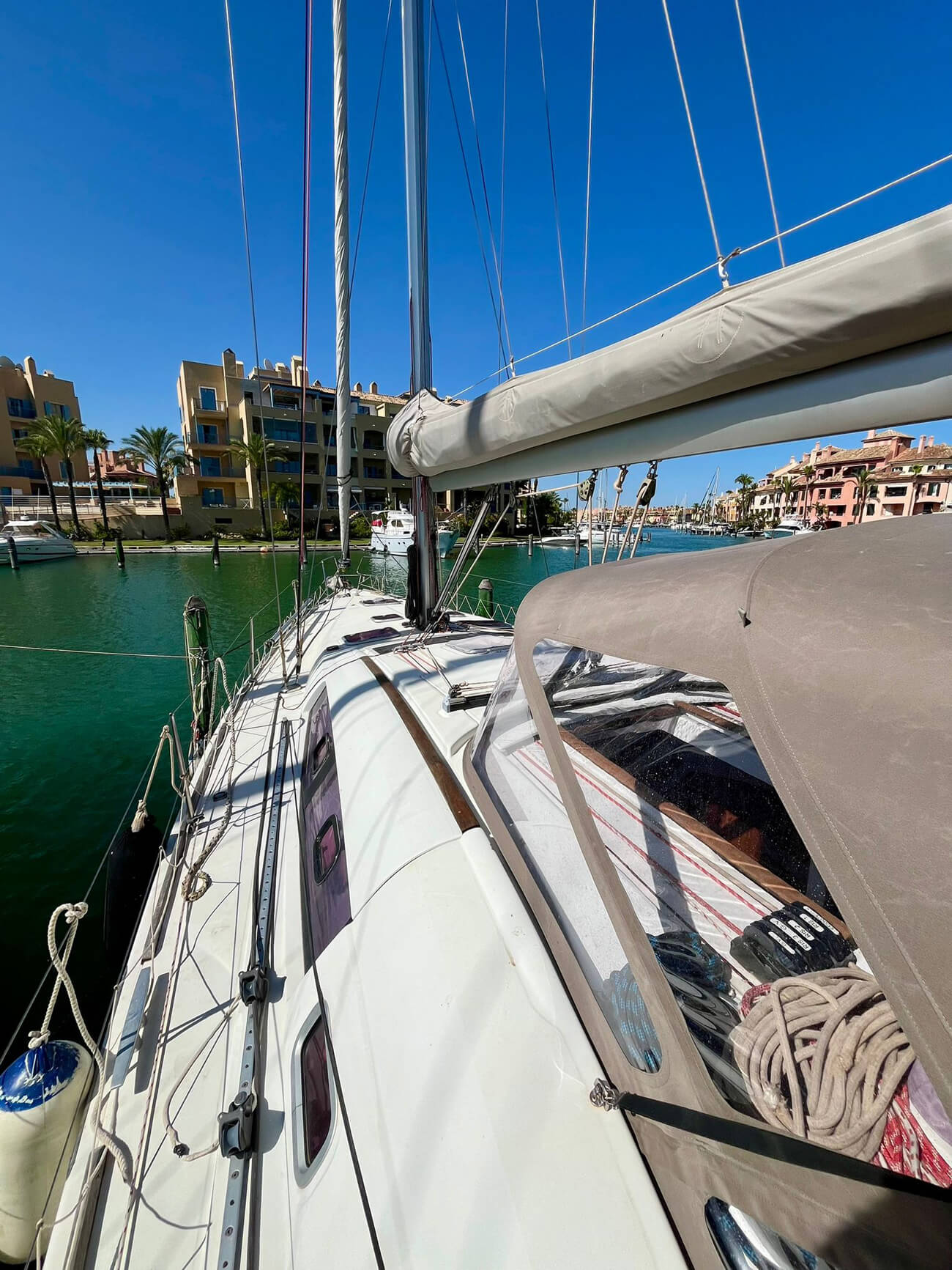15317-Beneteau-Oceanis-46-06