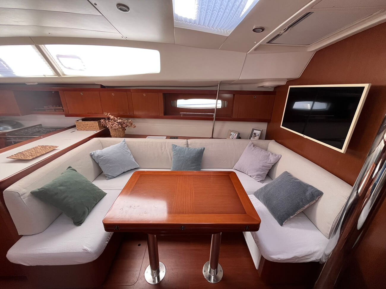 15317-Beneteau-Oceanis-46-11