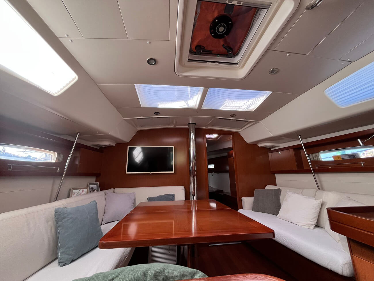 15317-Beneteau-Oceanis-46-12