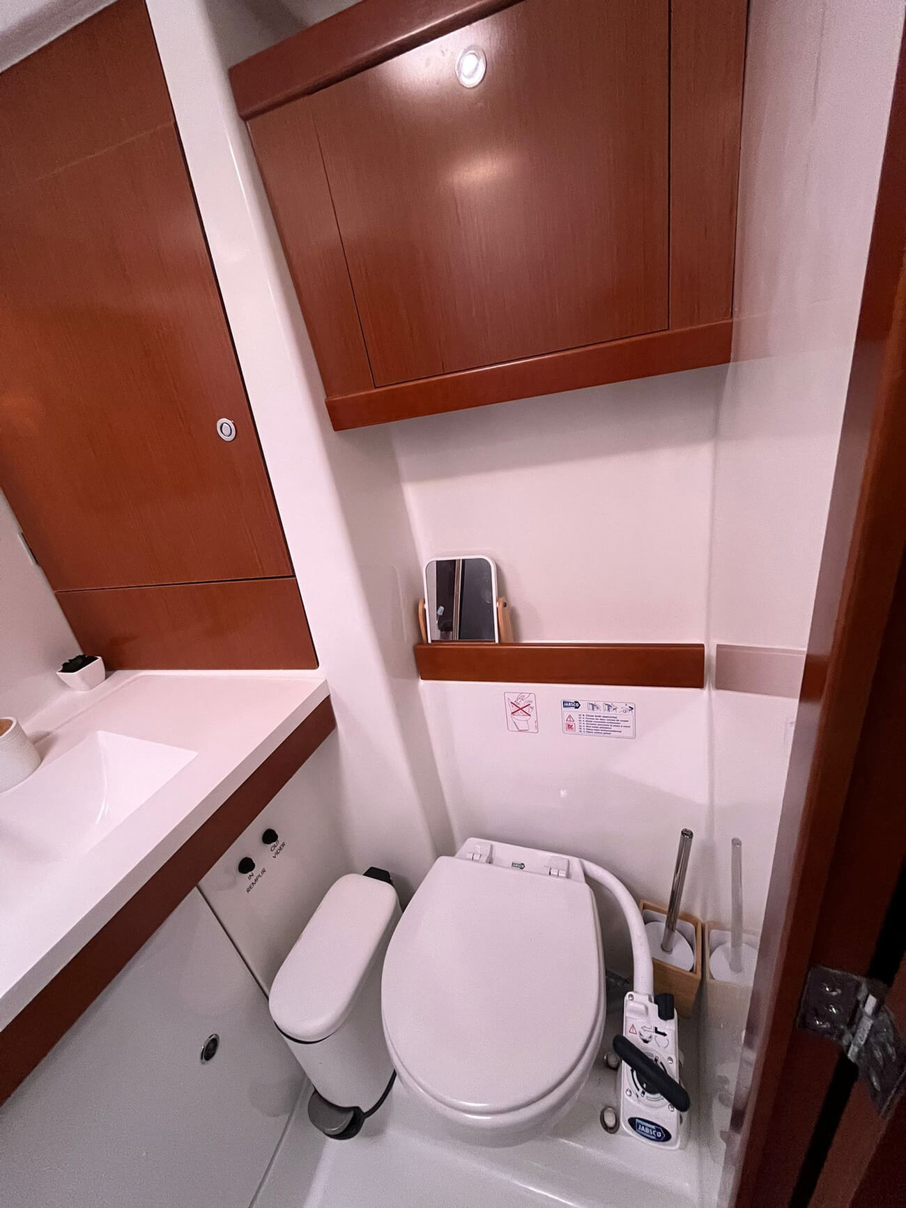 15317-Beneteau-Oceanis-46-19